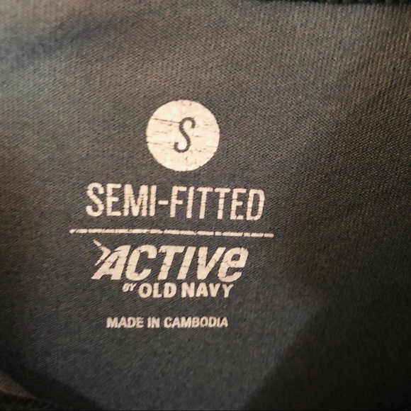 Old Navy | 3/4 Zip athletic pullover w/ thumb hole - Picture 5 of 5